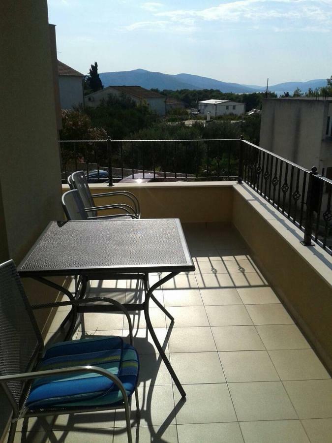 Appartement "Noni" Donji Okrug  Kültér fotó